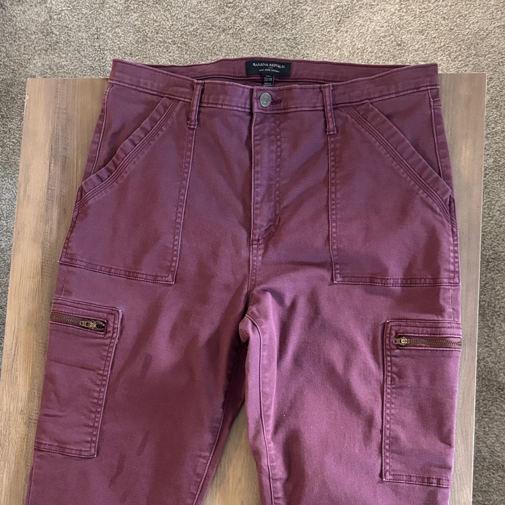 Banana Republic Women's Burgundy Cargo Pants